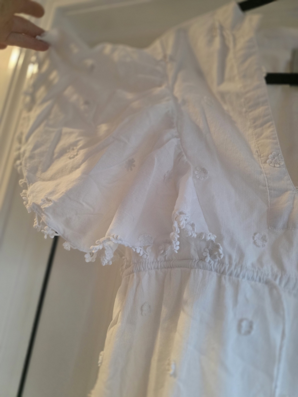 100% Cotton Farm Rio White Embroidered Ruffle Dress - Picture 4 of 9